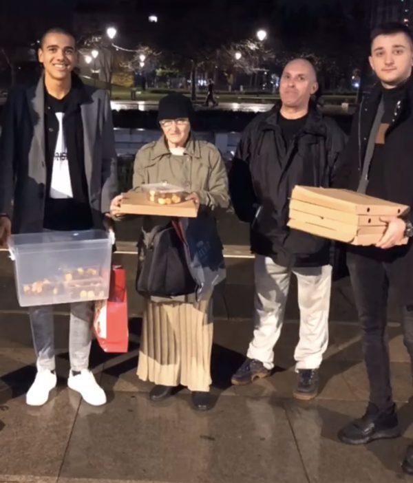 Даряване на храна